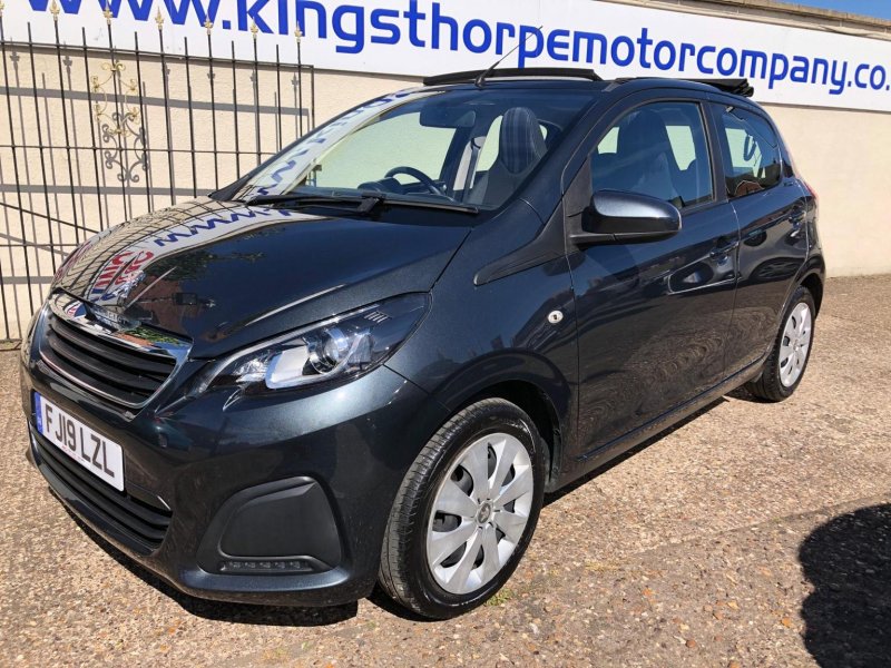 PEUGEOT 108