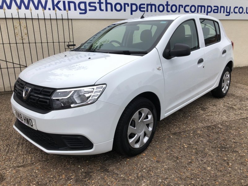 DACIA SANDERO