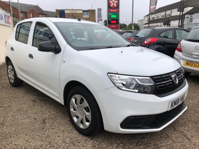 DACIA SANDERO