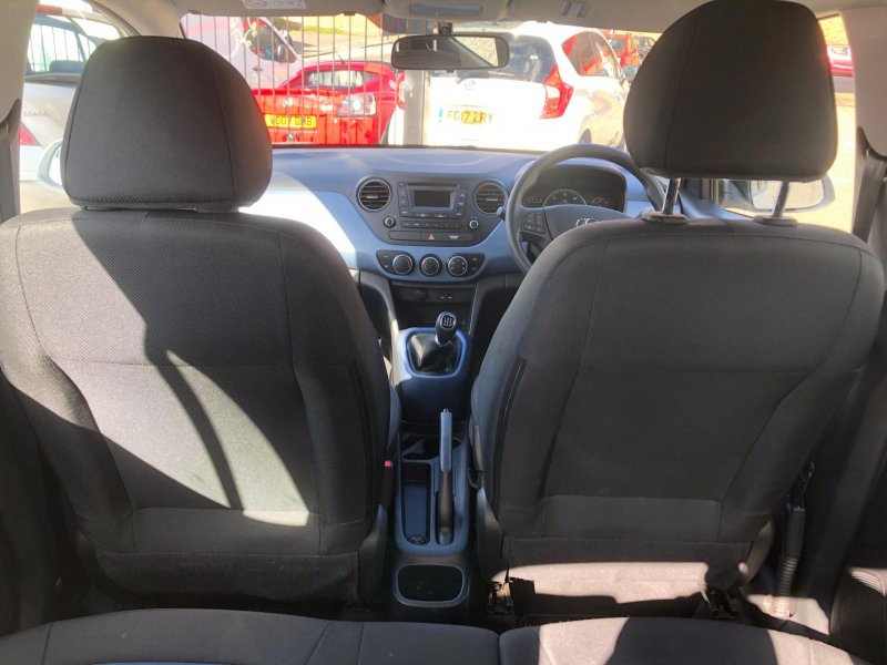 HYUNDAI I10