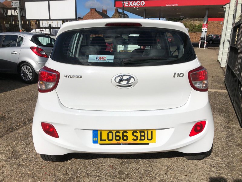 HYUNDAI I10