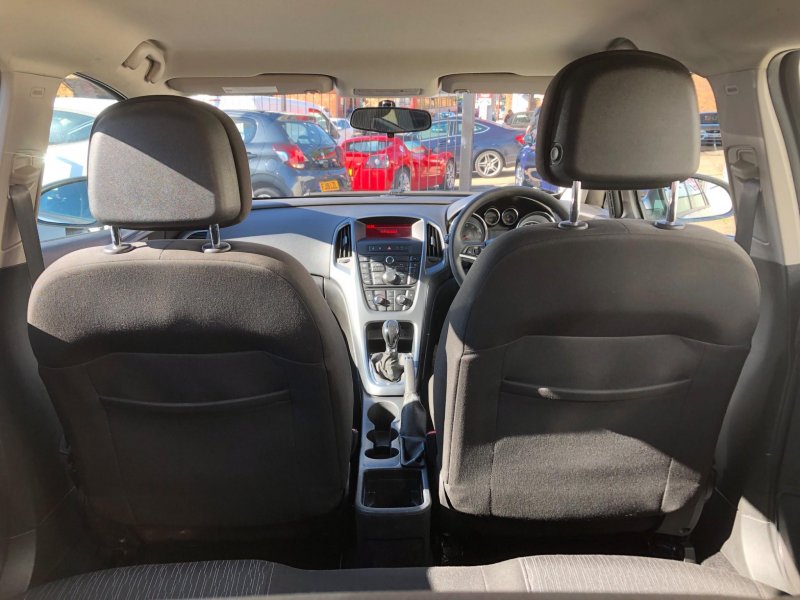 VAUXHALL ASTRA