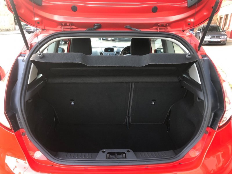 FORD FIESTA