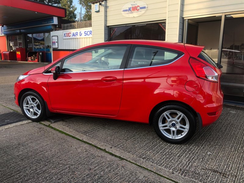 FORD FIESTA