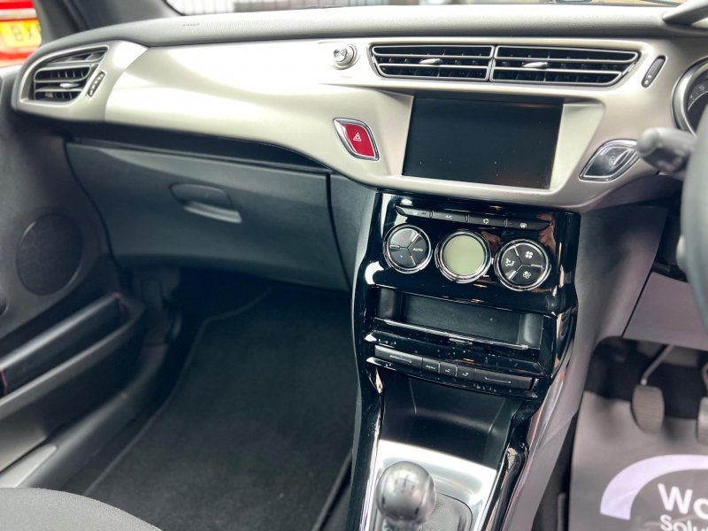 DS AUTOMOBILES DS 3