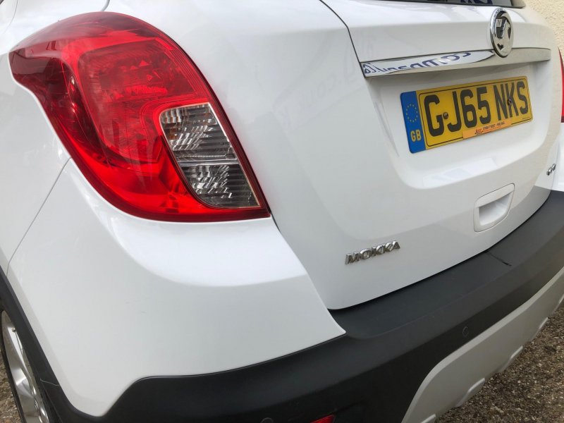 VAUXHALL MOKKA