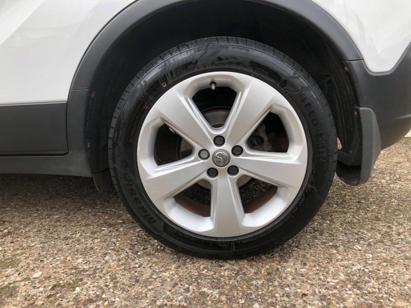 VAUXHALL MOKKA