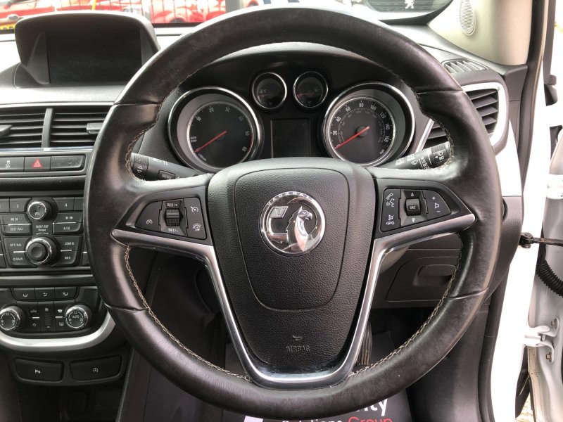 VAUXHALL MOKKA