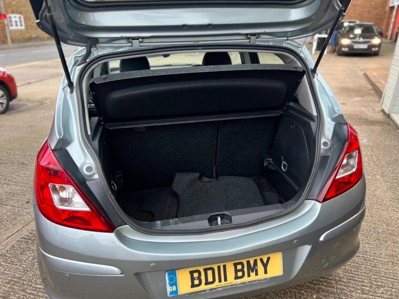 VAUXHALL CORSA