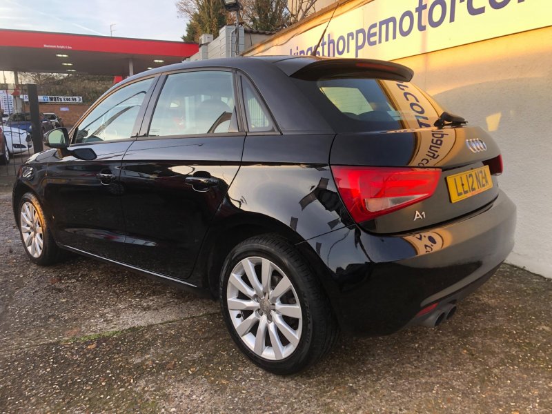 AUDI A1