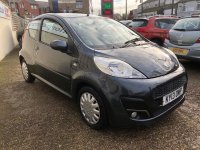 PEUGEOT 107