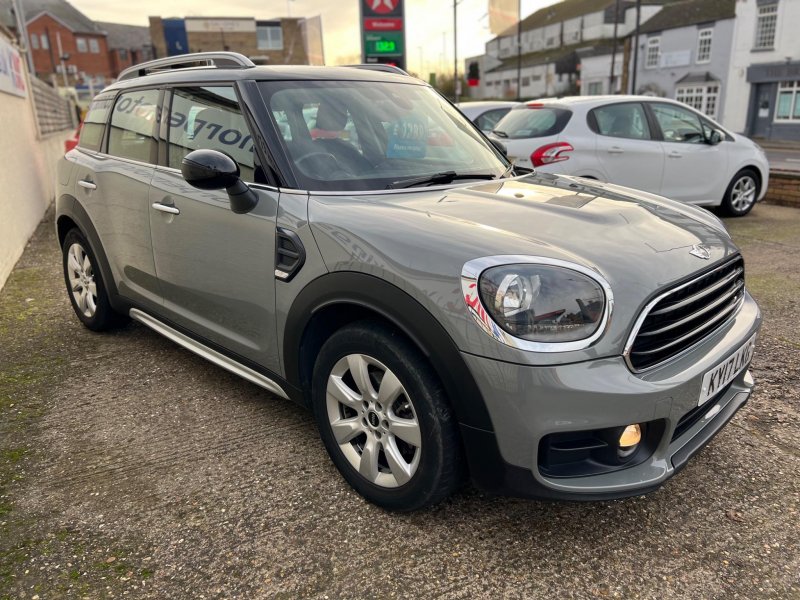 MINI COUNTRYMAN