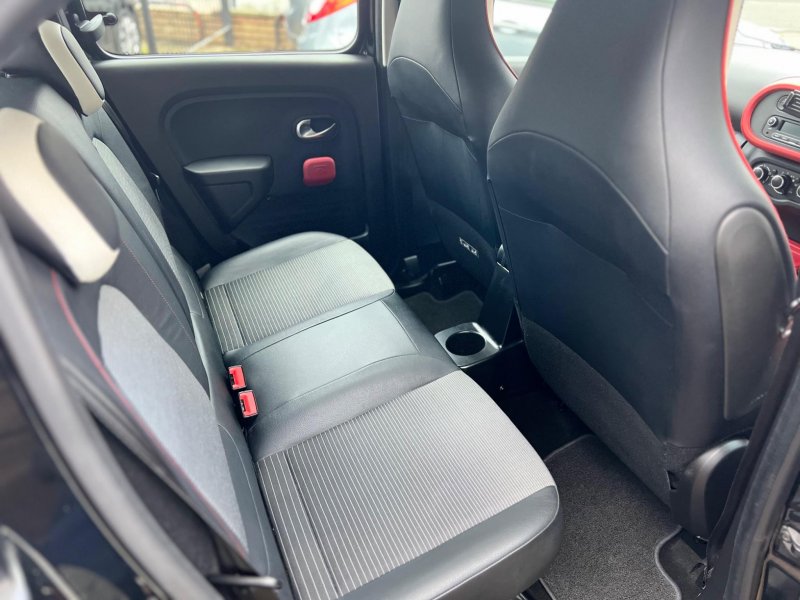RENAULT TWINGO