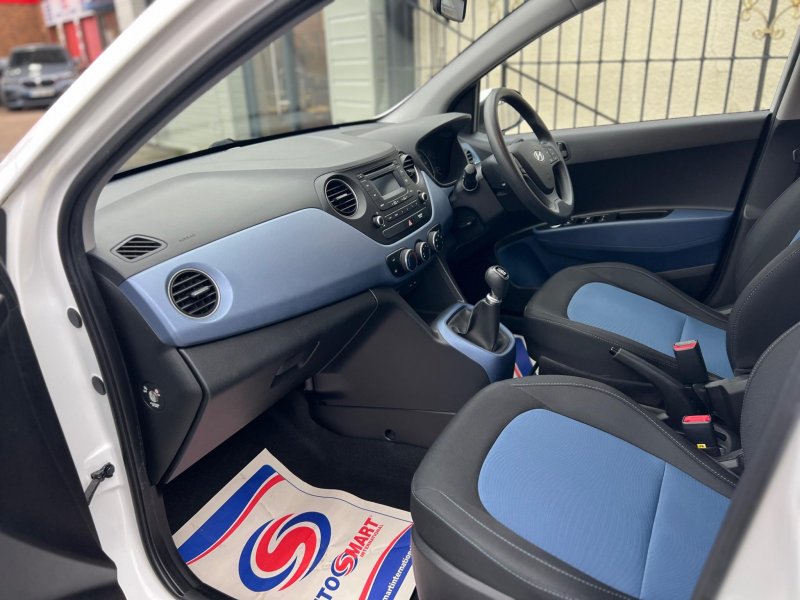 HYUNDAI I10