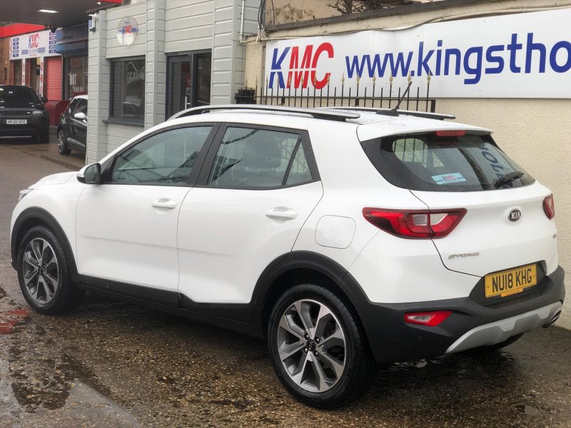 KIA STONIC