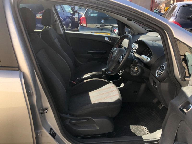 VAUXHALL CORSA
