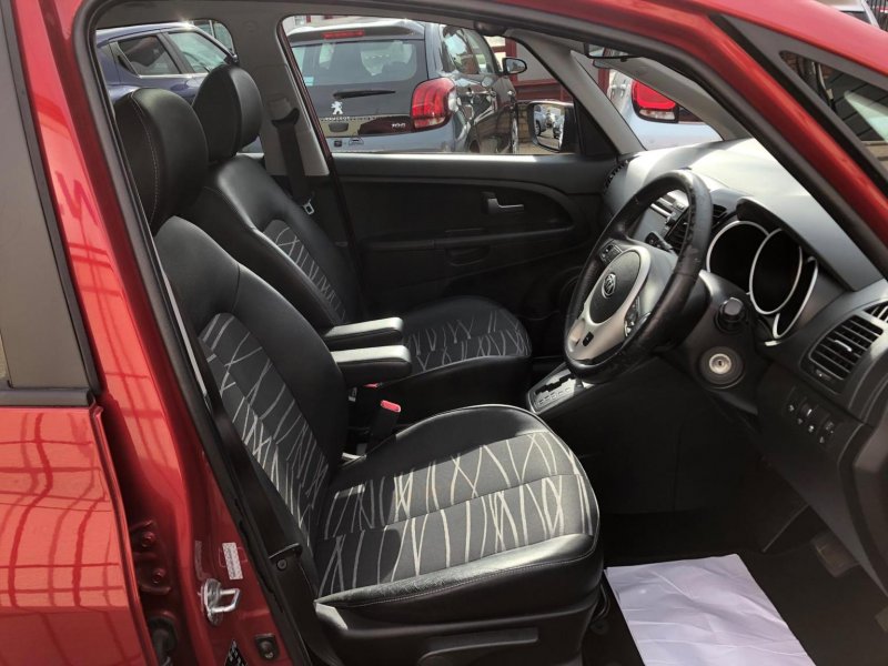 KIA VENGA