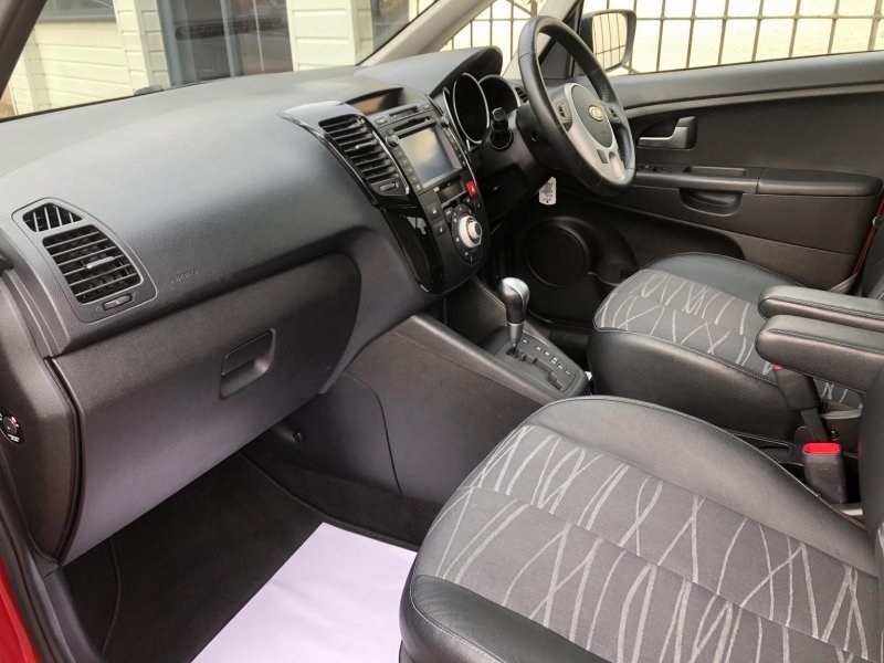 KIA VENGA