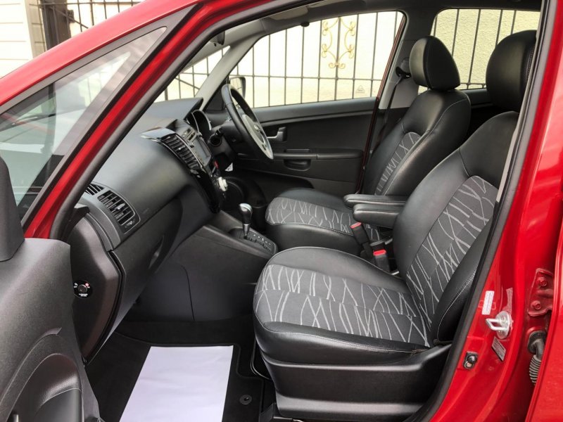 KIA VENGA
