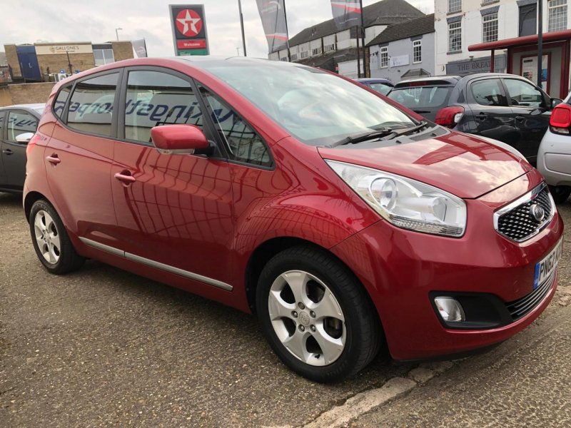 KIA VENGA