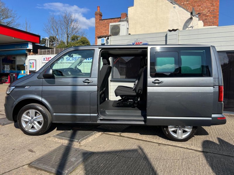 VOLKSWAGEN TRANSPORTER