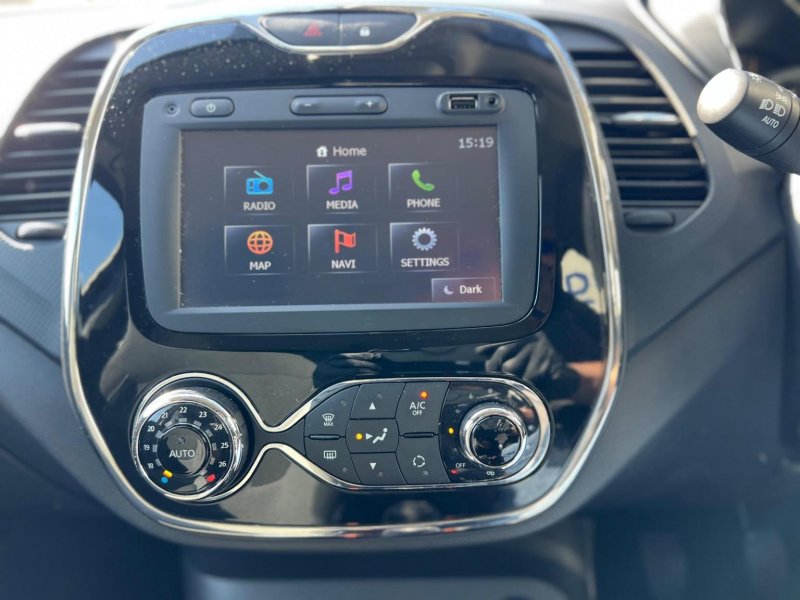 RENAULT CAPTUR