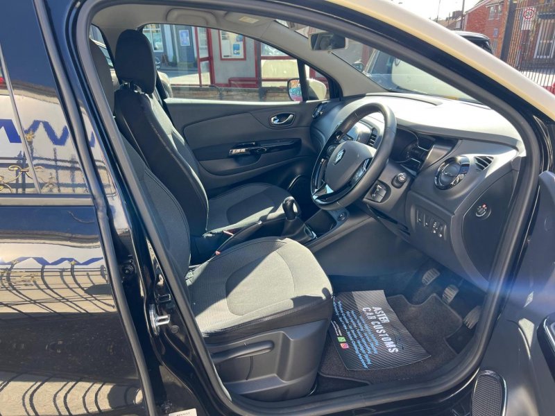 RENAULT CAPTUR