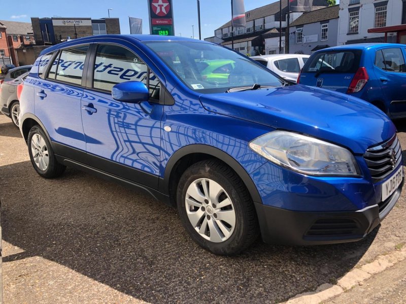 SUZUKI SX4 S-CROSS