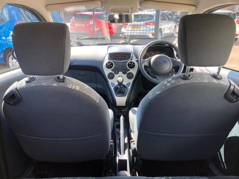 FORD KA