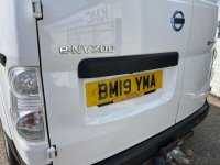 NISSAN E-NV200