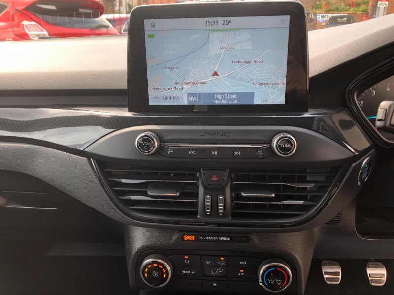 FORD FOCUS