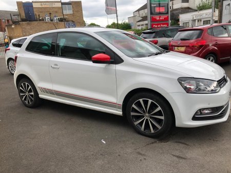 VOLKSWAGEN