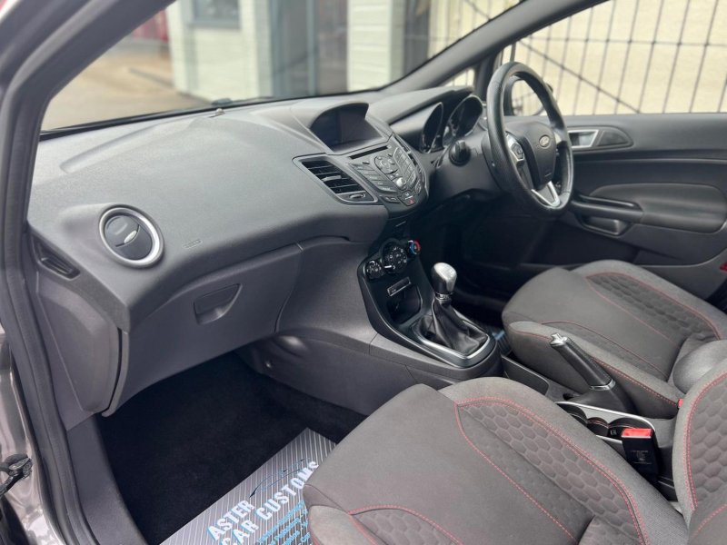 FORD FIESTA