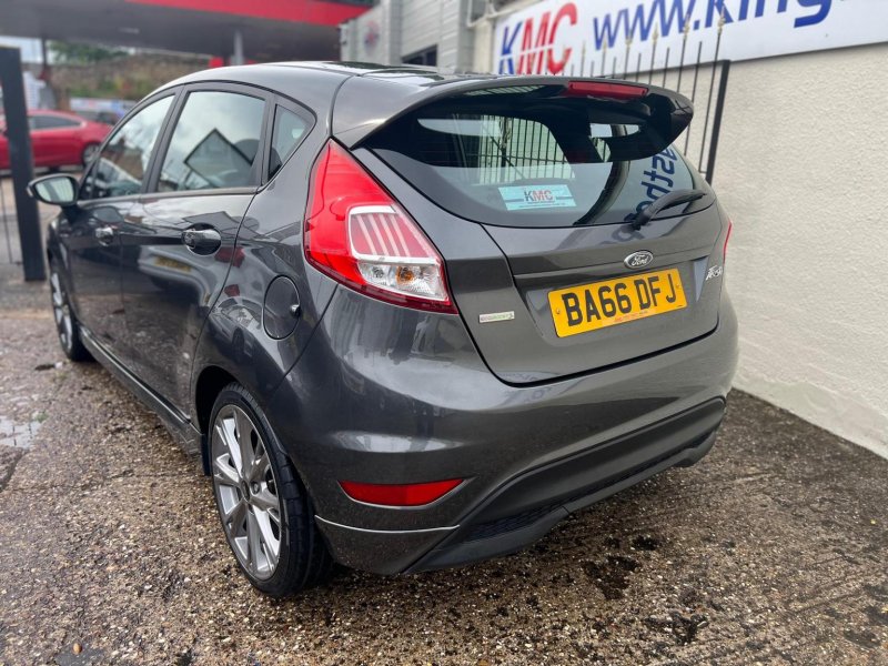 FORD FIESTA