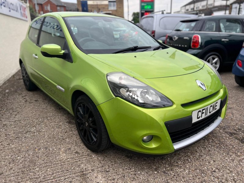RENAULT CLIO