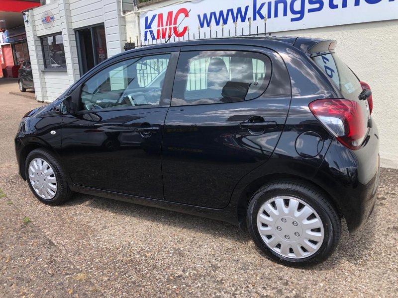 PEUGEOT 108