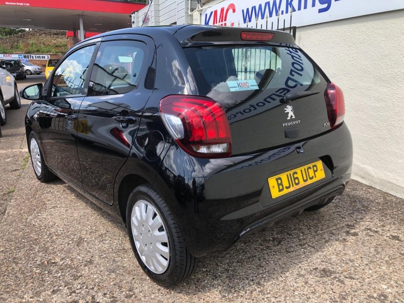 PEUGEOT 108
