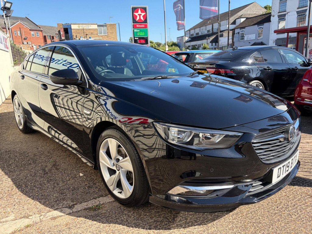2019 Vauxhall Insignia