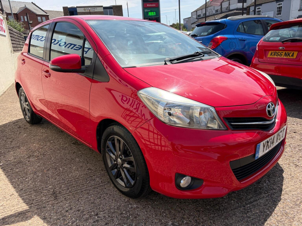 2014 Toyota YARIS